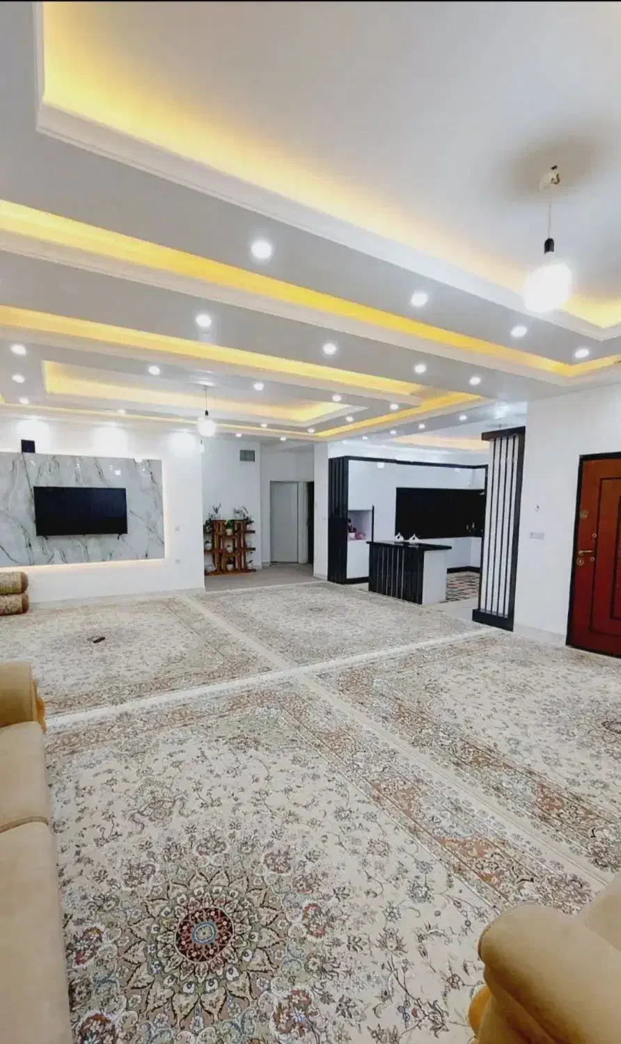 کلید اول شیک/ ۲۵۰ متری/خیابان مهر شرف آباد|فروش خانه و ویلا|یاسوج, |دیوار