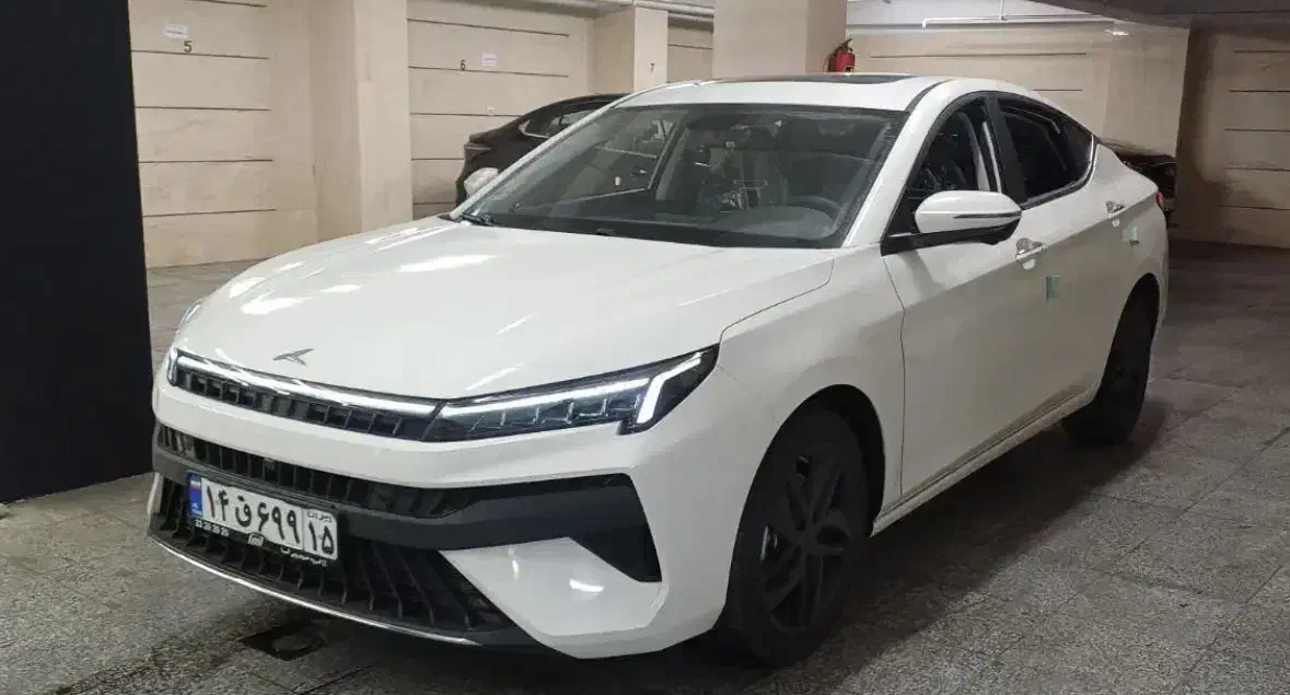 اقساط از ۲۴تا۶۰ماه تحویل نمایندگیKmc j7|خودرو سواری و وانت|تهران, پونک|دیوار