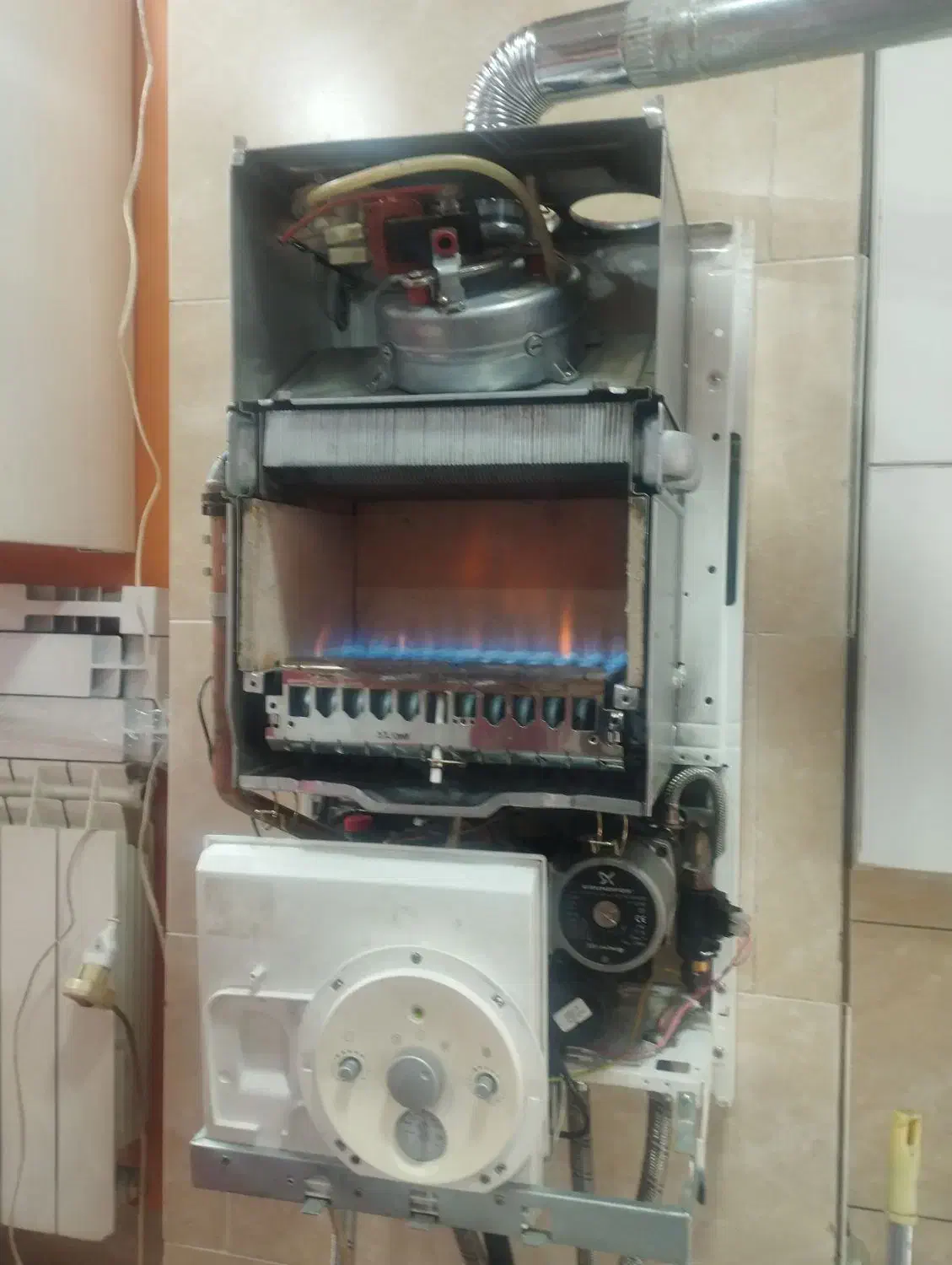 پکیج بوتان|آبگرمکن، پکیج، شوفاژ|تهران, جوادیه|دیوار