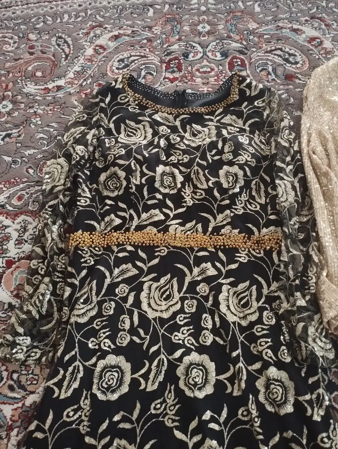 لباس مجلسی|لباس|خرمآباد, |دیوار