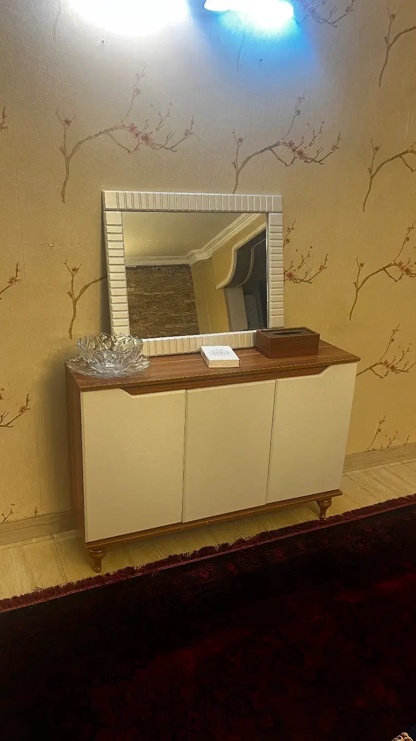 چوبی|بوفه، ویترین، کنسول|تهران, امام زاده حسن|دیوار