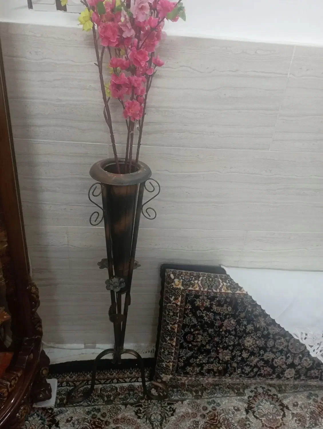 گلدون فرفورژه|صنایع دستی و سایر لوازم تزئینی|مشهد, ابوذر|دیوار