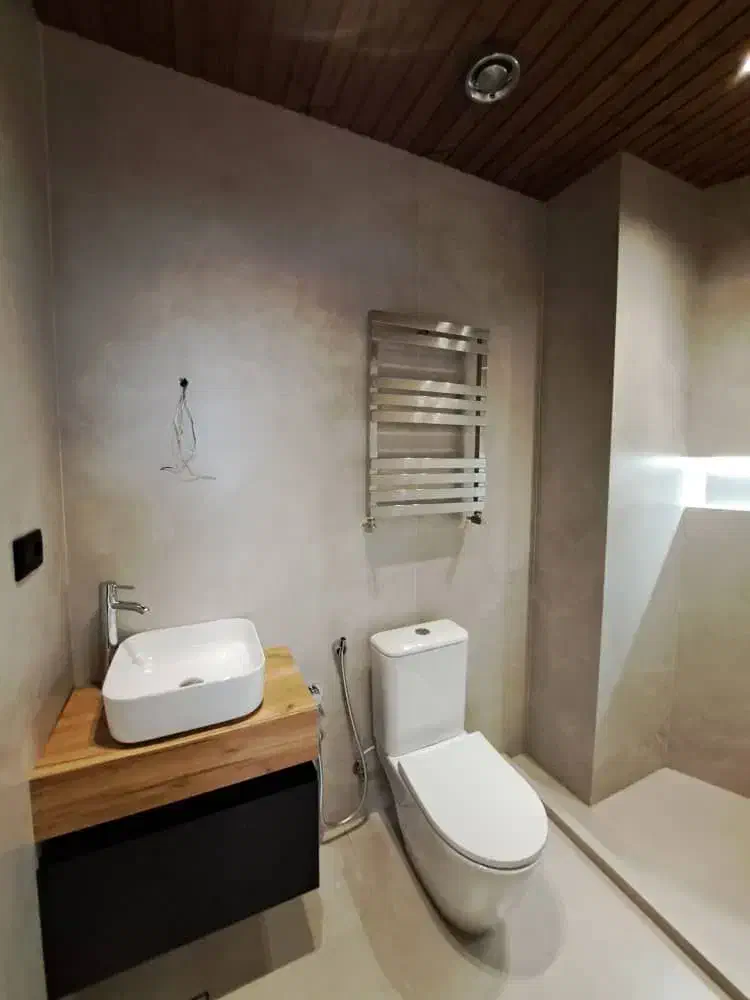 کامرانیه شمالی 135 متر