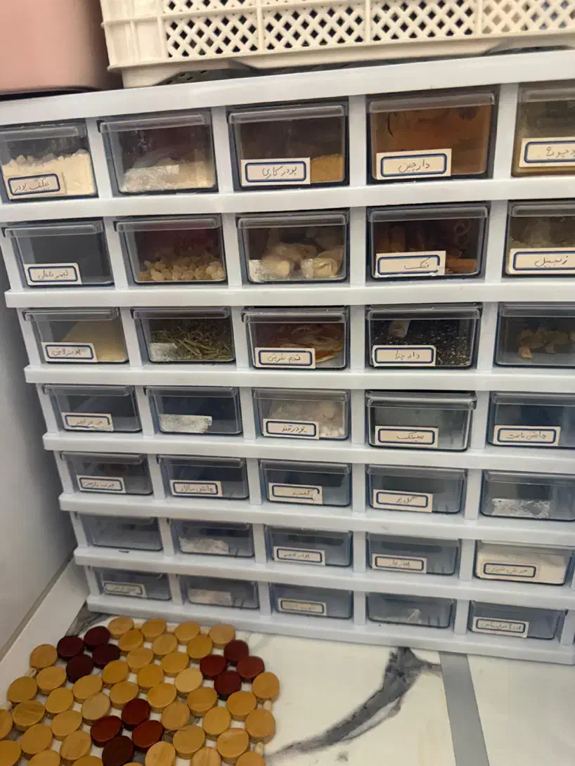 جاادویه ۳۵کشو و ۱۶کشو|ظروف نگهدارنده، پلاستیکی، یکبارمصرف|اردبیل, |دیوار