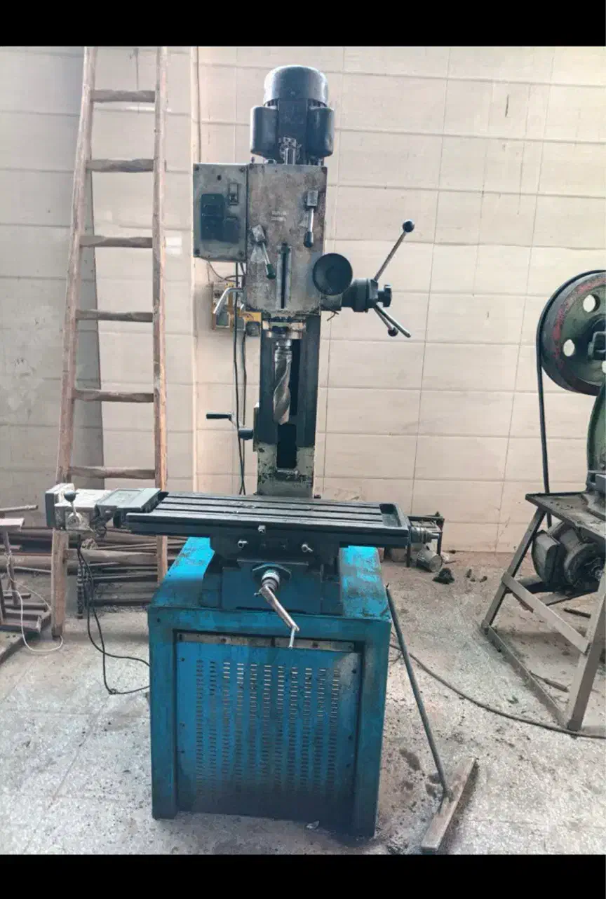 تراشکاری ، دریل فرز ، پرس ، دستگاه تراش رومانی|ماشینآلات صنعتی|زارچ, |دیوار