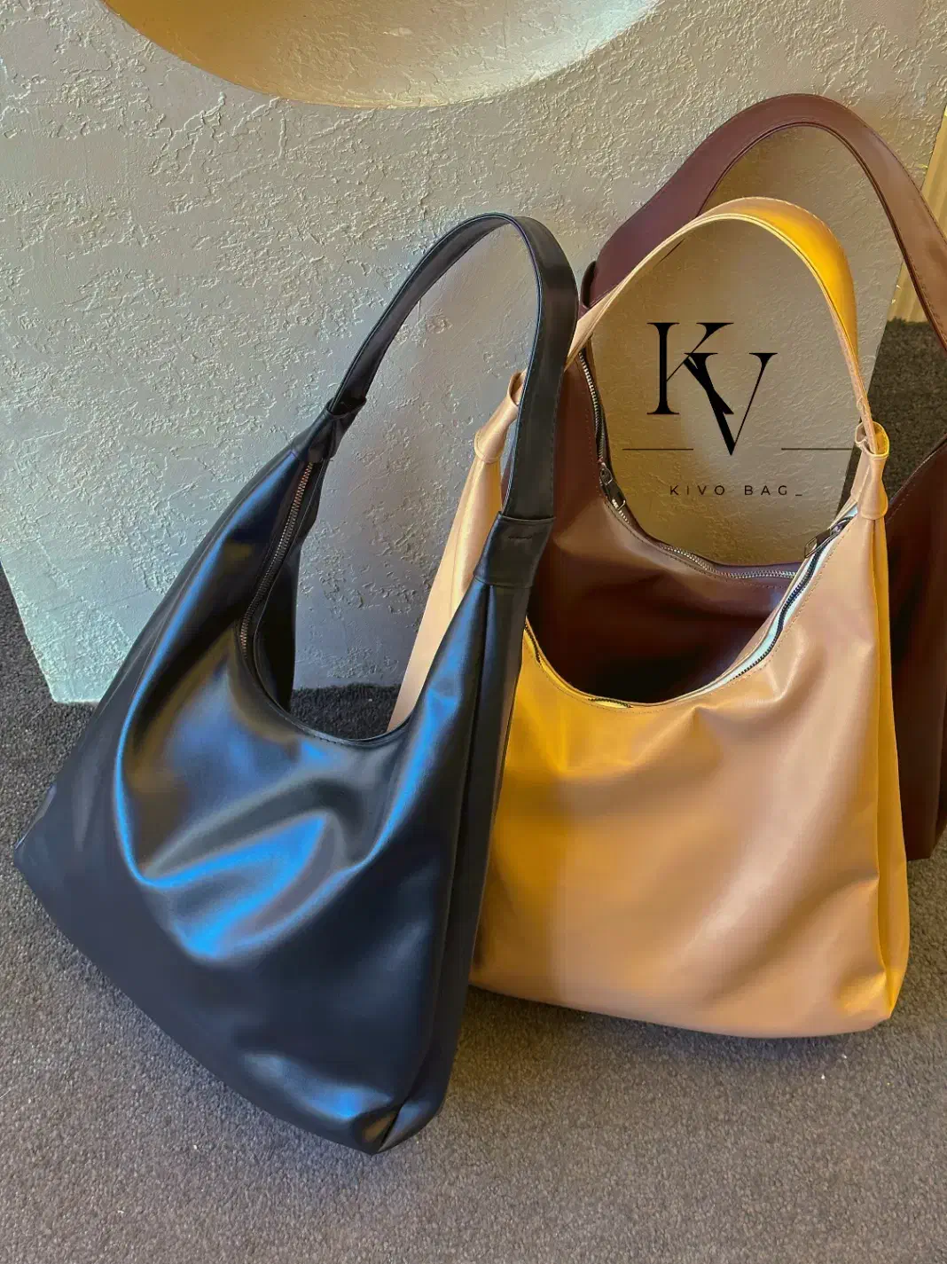 روز مادر|کیف، کفش، کمربند|قم, جهان بینی|دیوار