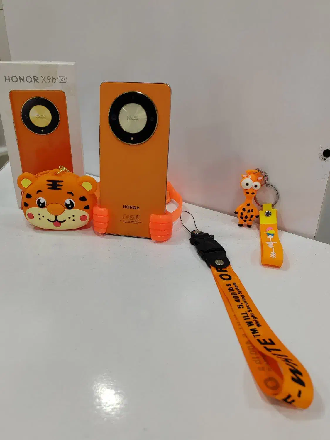 honor x9b|موبایل|فولادشهر, B5|دیوار