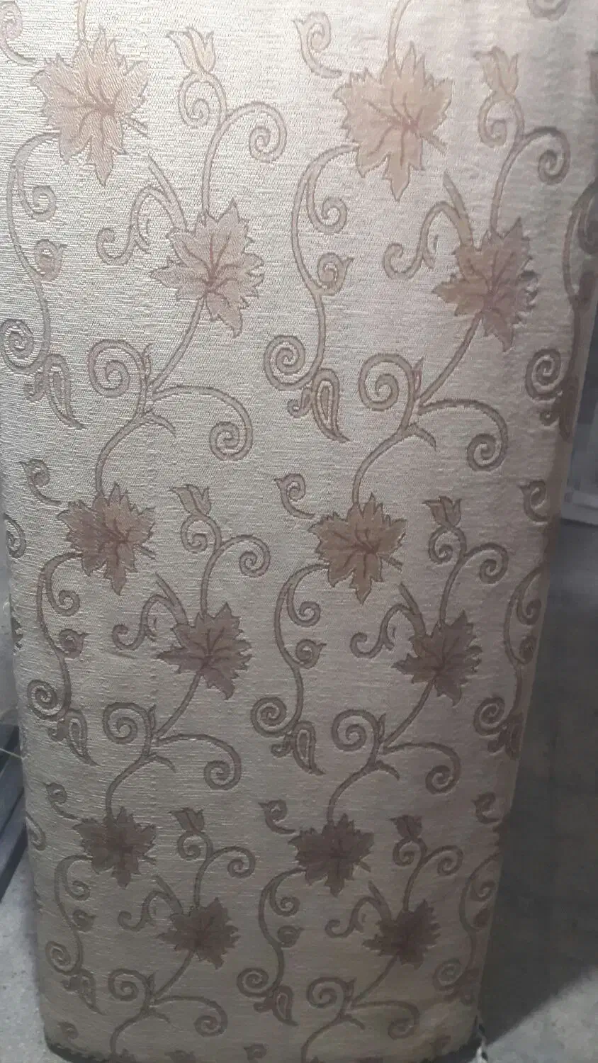 ۲ عدد پشتی|پشتی|بروجرد, |دیوار