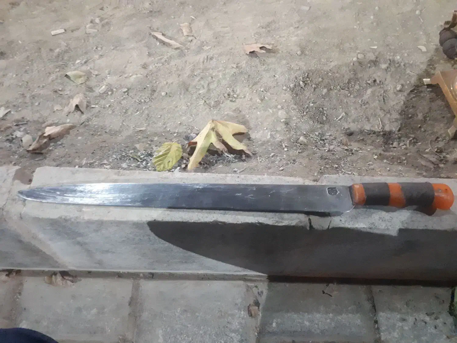 چاقو بزرگ قدیمی قاچاری|کلکسیون اشیاء عتیقه|نهاوند, |دیوار