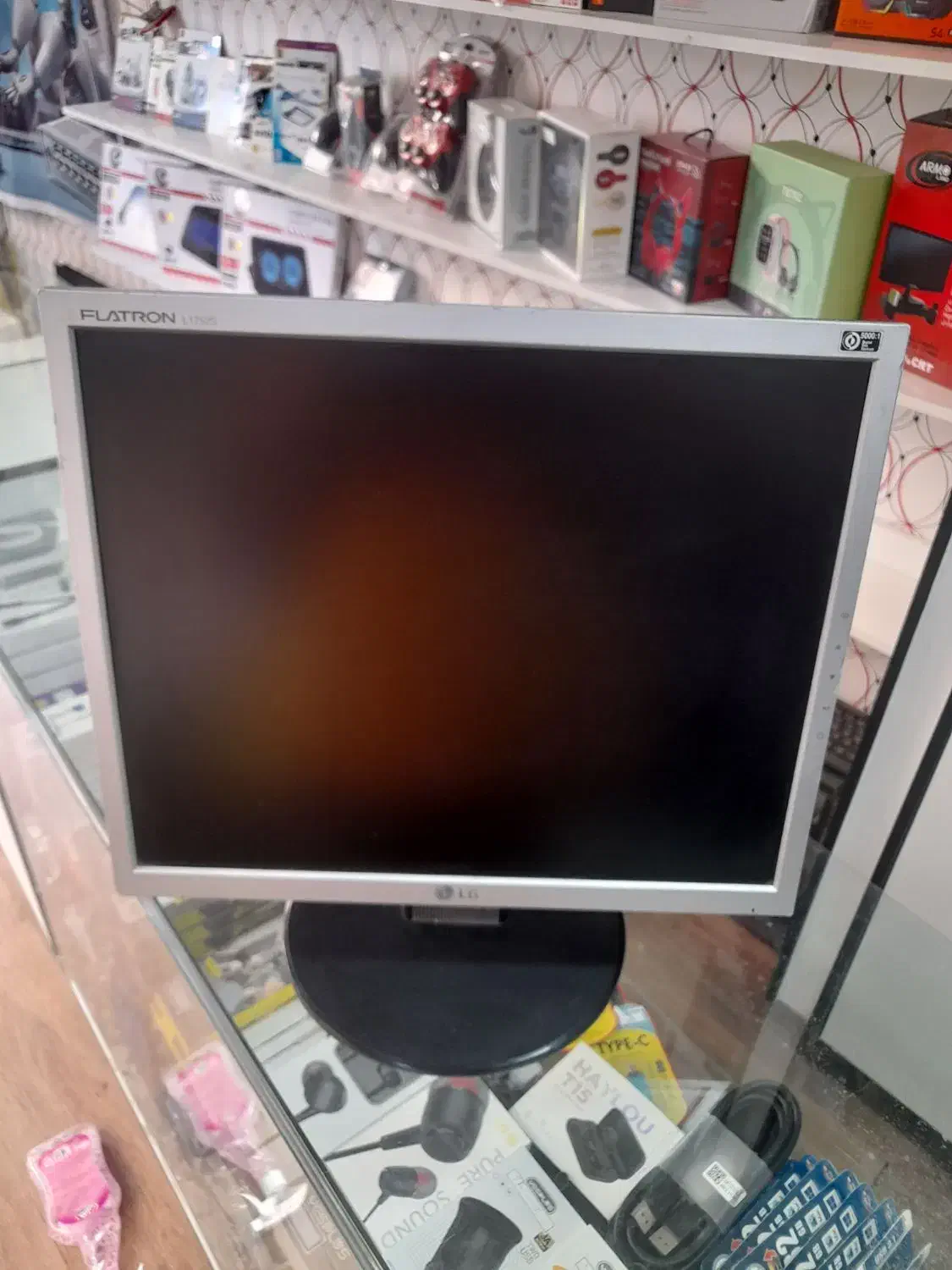 مانیتور ۱۴ اینچ ال سی دی lcd|قطعات و لوازم جانبی رایانه|ملارد, |دیوار