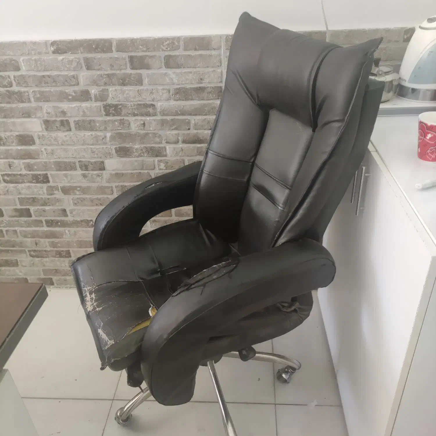 صندلی مدیریتی|مبلمان اداری|اهر, |دیوار