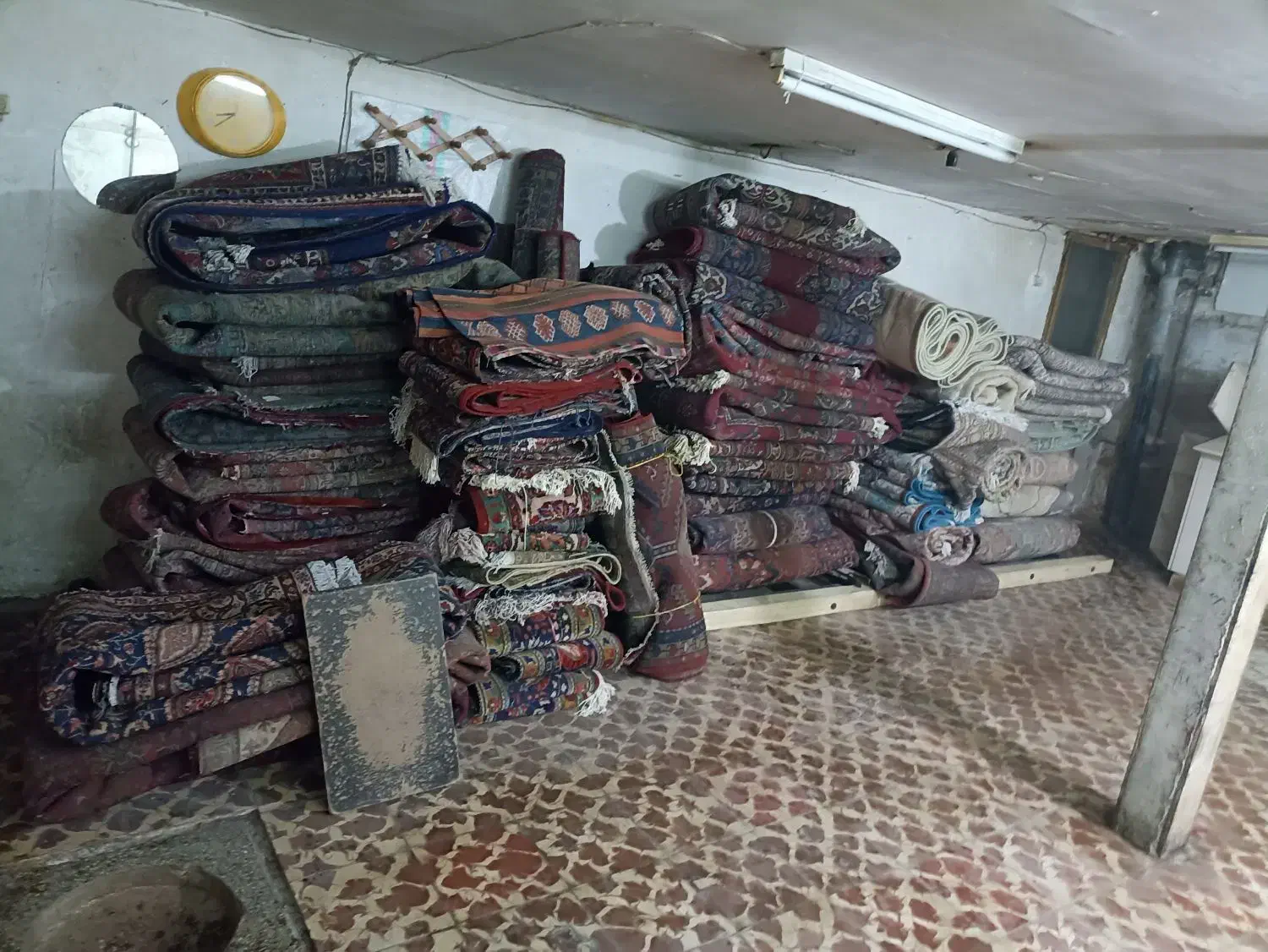 فروش فرش دستباف ایراد دار برای چهل تیکه|فرش|تهران, پردیسان|دیوار