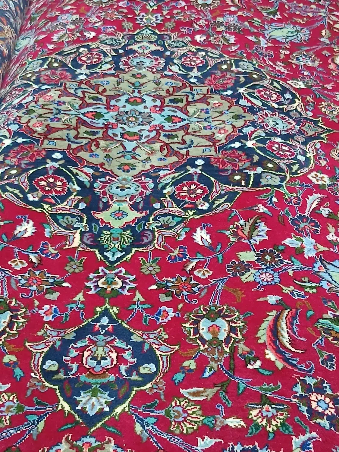 کاشمر کرک ۱۲متری|فرش|میانه, |دیوار