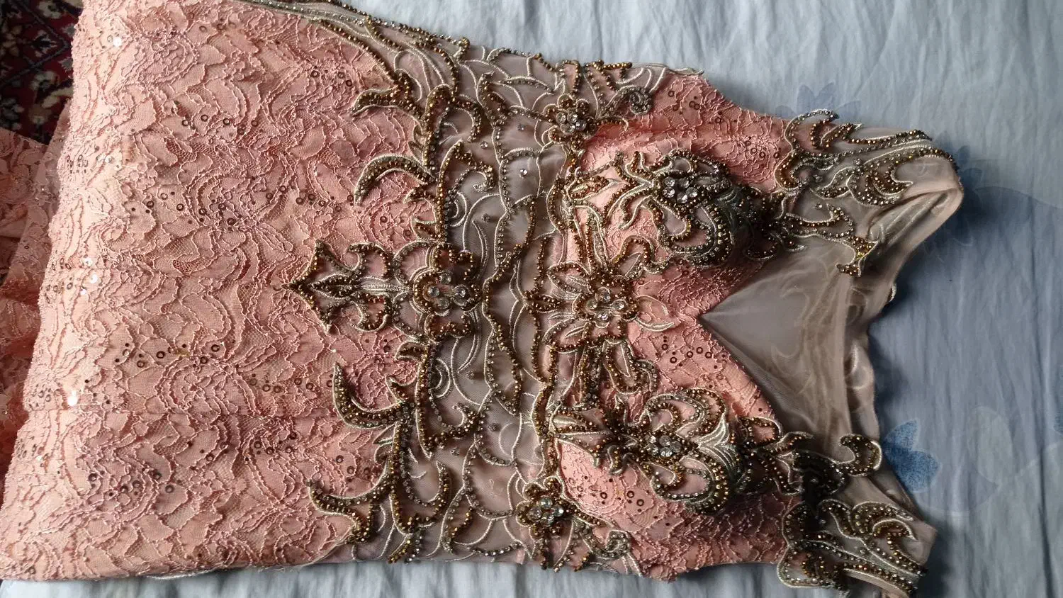 لباس مجلسی|لباس|کردکوی, |دیوار