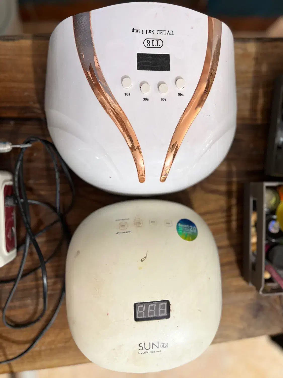 تجهیزات ناخن|آرایشگاه و سالن‌های زیبایی|گنبد کاووس, |دیوار