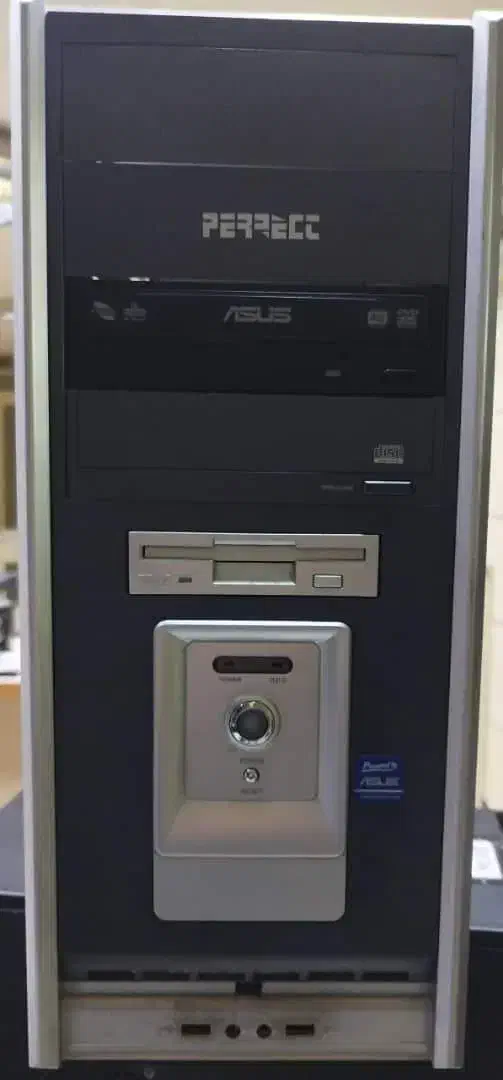 فروش کامپیوتر خانگی با SSD پرسرعت و گرافیک HDMI|رایانه رومیزی|اصفهان, عباس‌آباد|دیوار