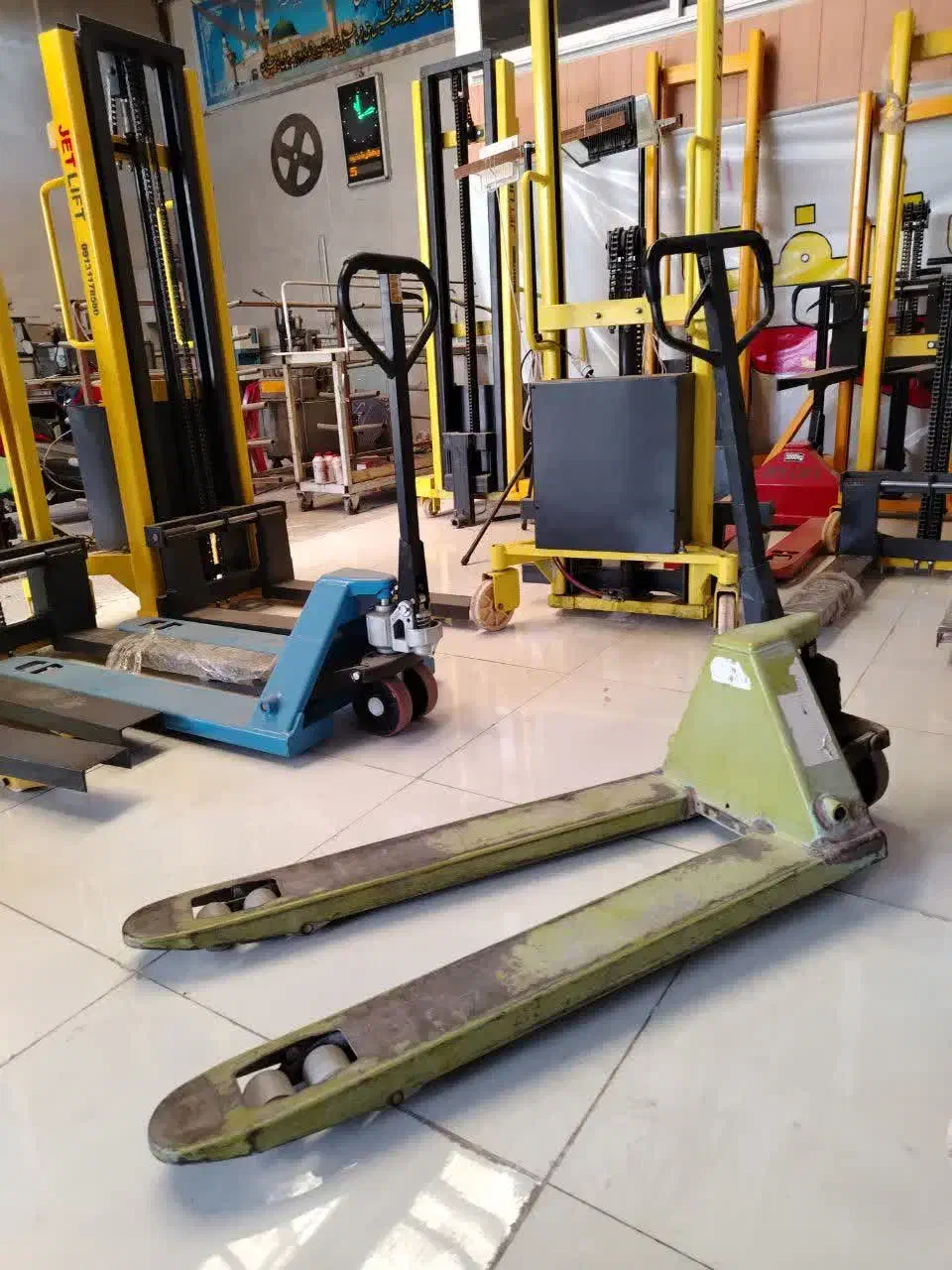 فروش و تعمیر جک پالت|ماشین‌آلات صنعتی|نجف‌آباد, کشاورز|دیوار