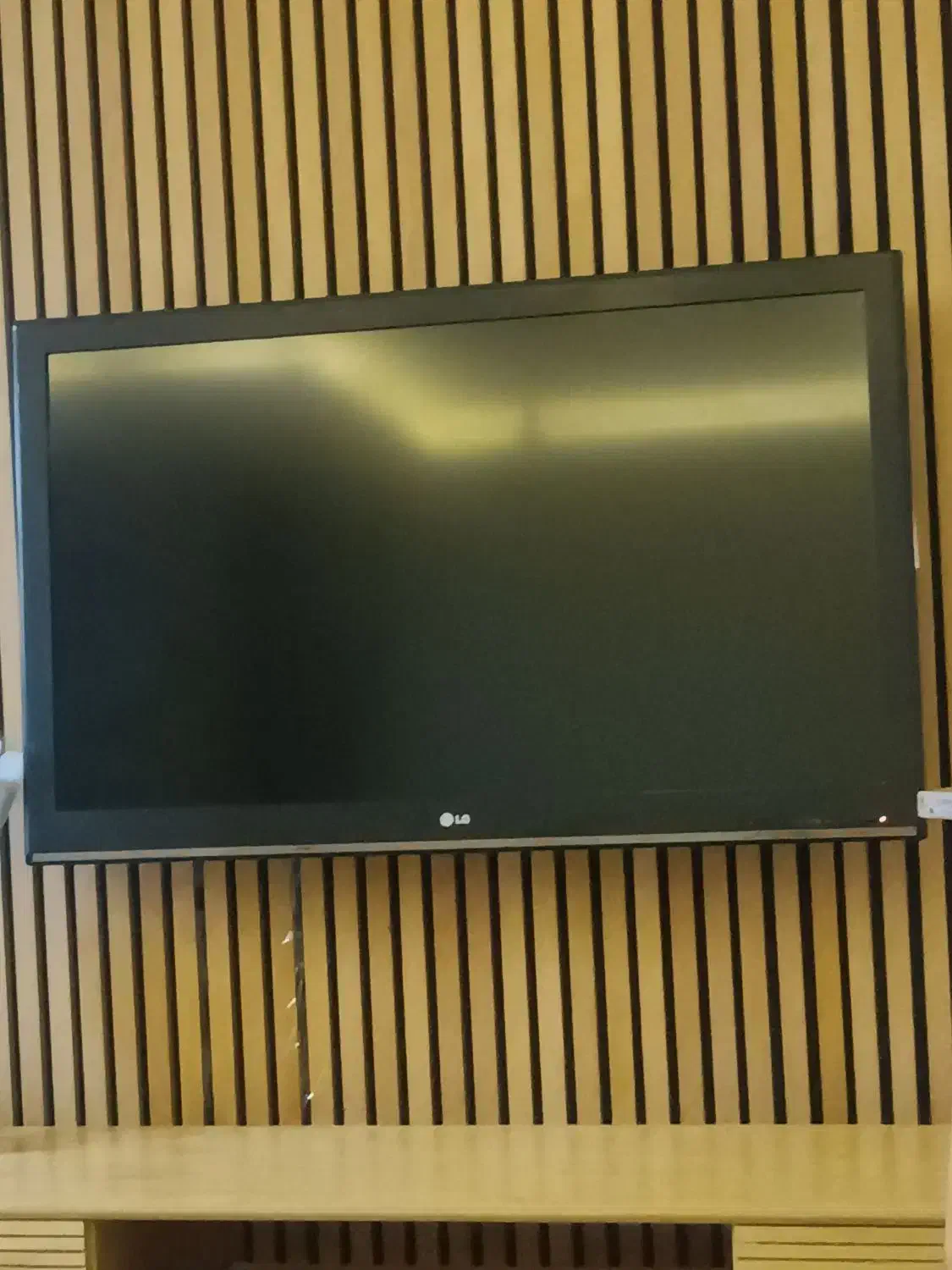 تلویزیون ۴۲اینچ ال جی|تلویزیون و پروژکتور|بندرعباس, |دیوار