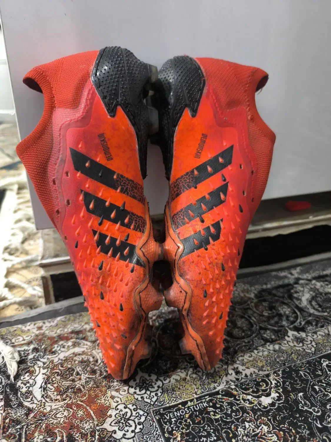 کفش فوتبالی|ورزش‌های توپی|جم, |دیوار