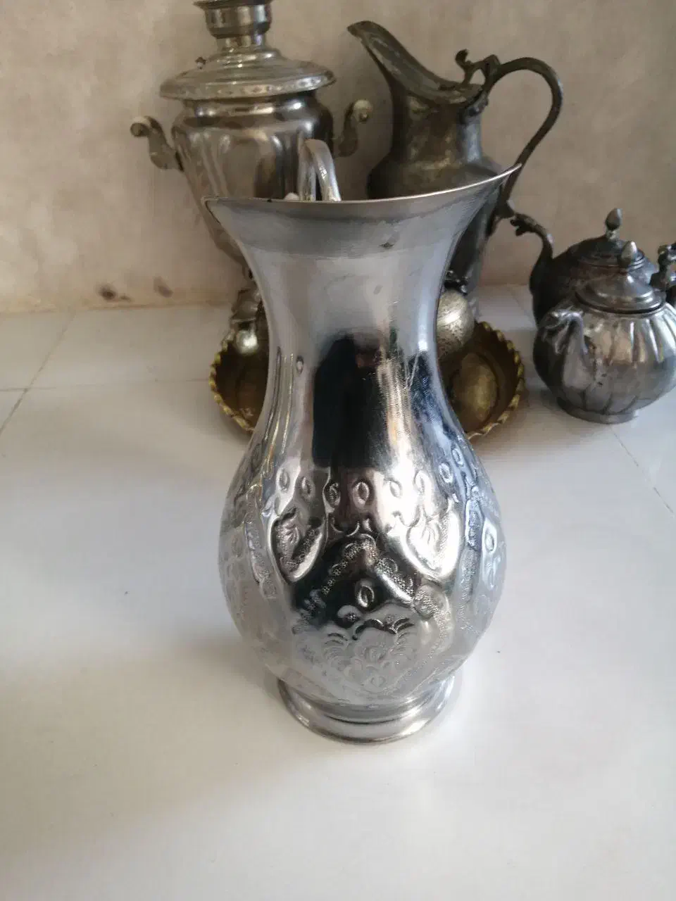 پارچ برنجی قدیمی|صنایع دستی و سایر لوازم تزئینی|قم, انسجام|دیوار