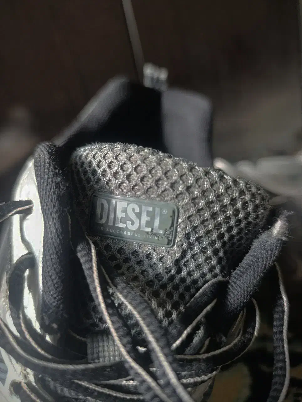 USA.   DIESEL    اورج|کیف، کفش، کمربند|شیراز, میرزاکوچک خان|دیوار