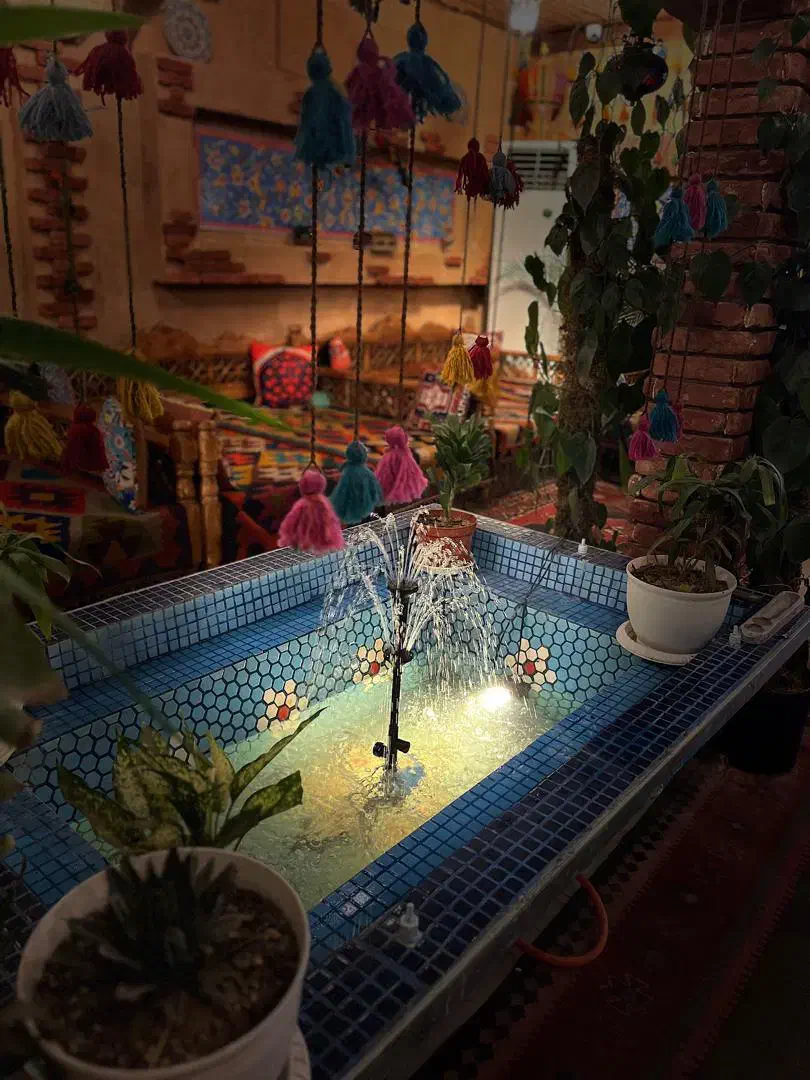 نیروی خانم به جهت صندوقدار رستوران سنتی|استخدام خدمات فروشگاه و رستوران|بندر ماهشهر, |دیوار