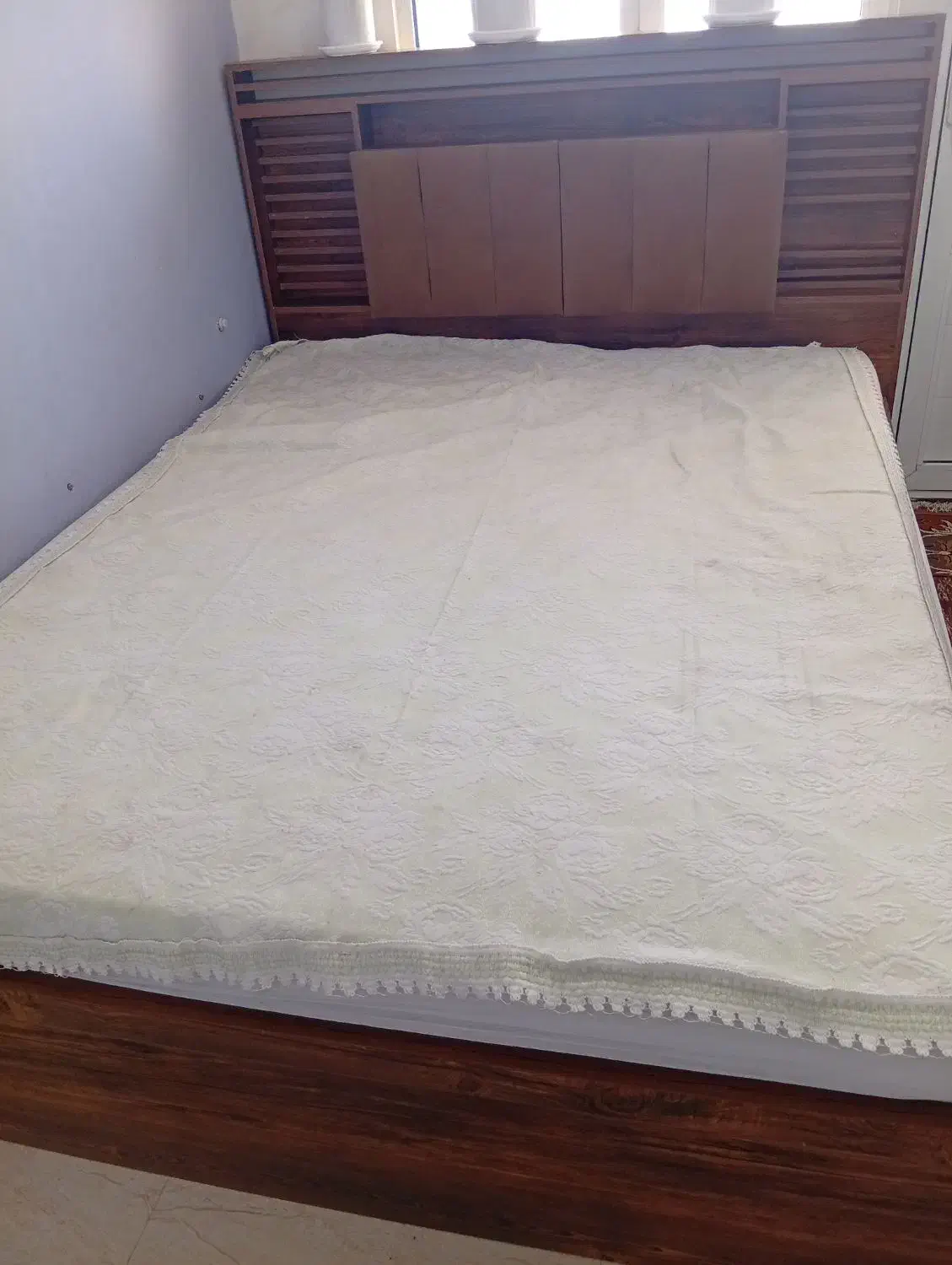 تخت خواب دو نفره|تخت و سرویس خواب|سیرجان, |دیوار