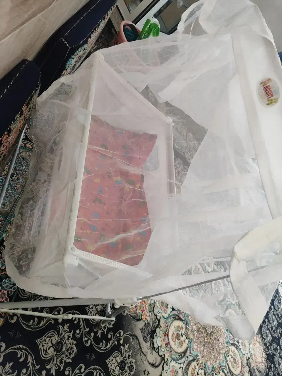 گهواره|تخت و صندلی بچه|قم, قم نو|دیوار