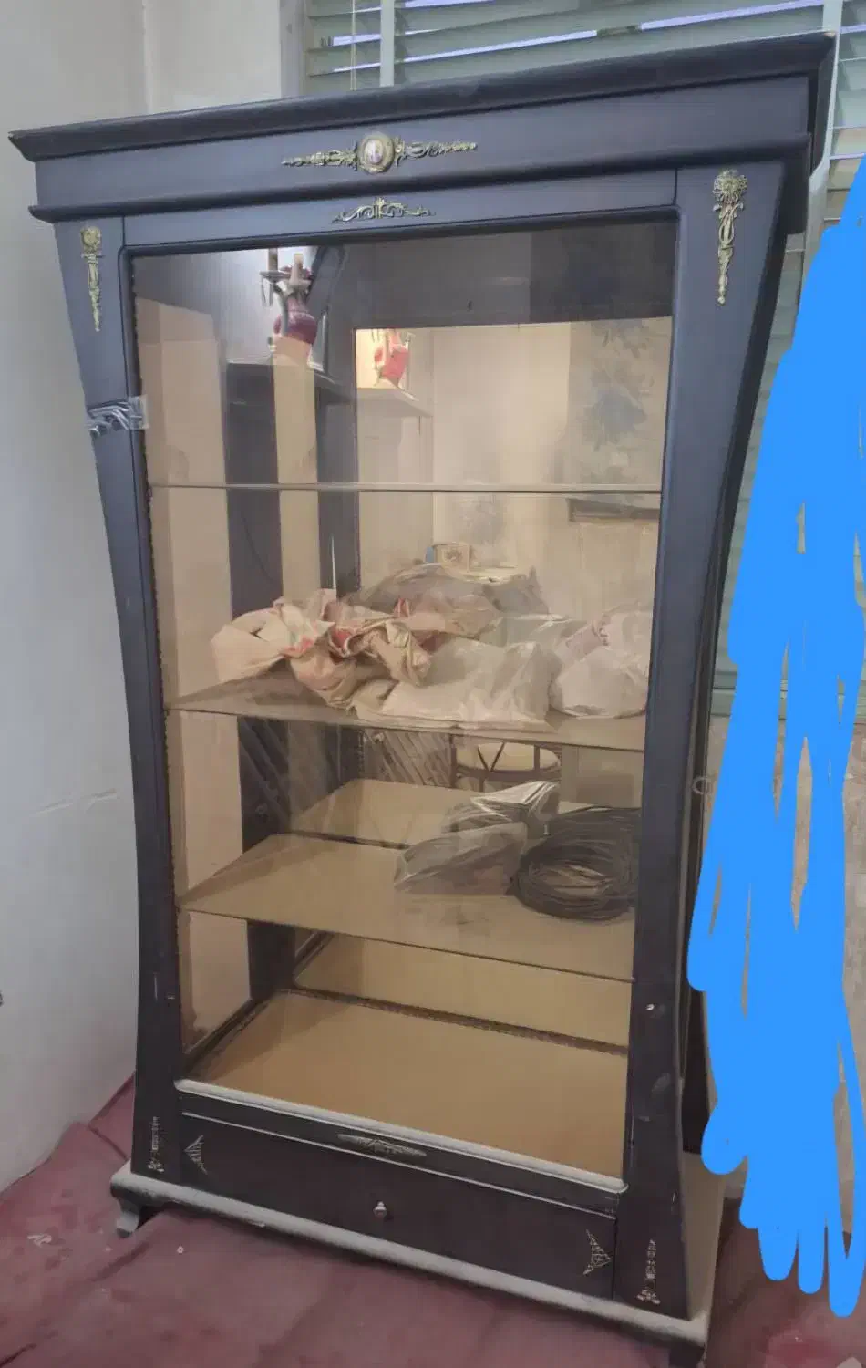 بوفه در حد نو|بوفه، ویترین، کنسول|یزد, |دیوار