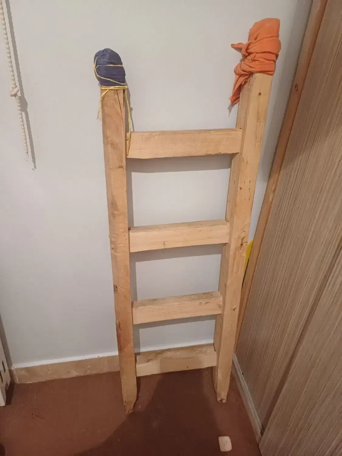 نردبان تخته ایی ۴پله|مصالح و تجهیزات ساختمان|تبریز, |دیوار