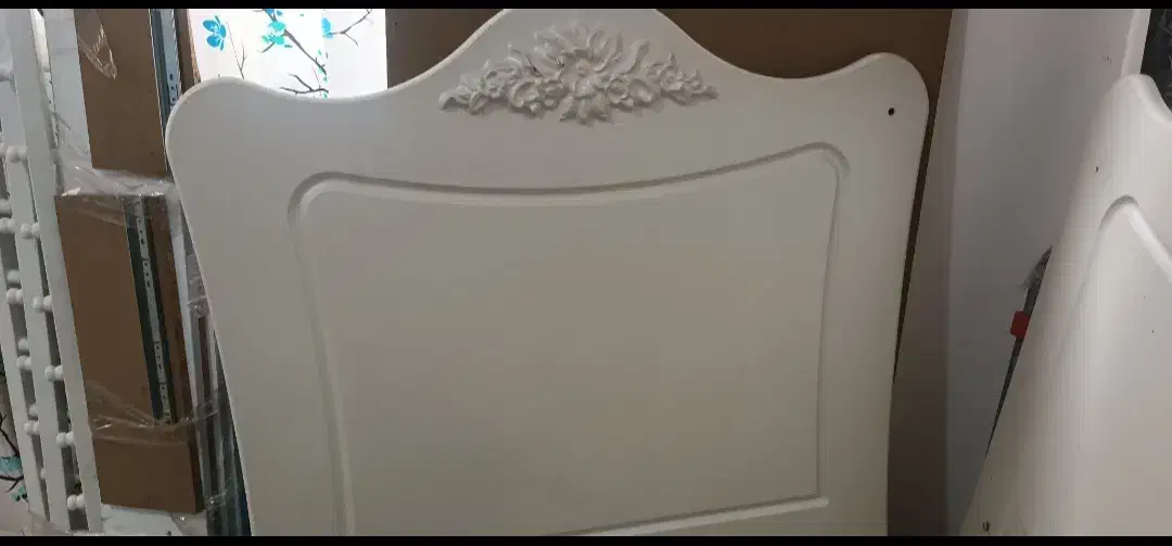 تخت نوزاد|تخت و صندلی بچه|رشت, یخسازی|دیوار