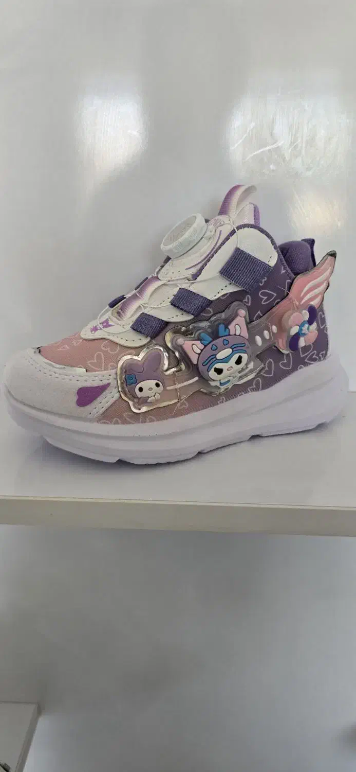 عرضه کفش های بچه گانه در سایز های مختلف|کفش و لباس بچه|سنندج, |دیوار