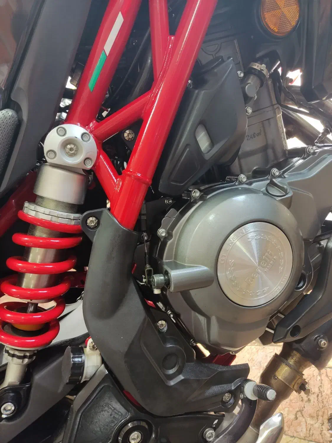 بنلی ۳۰۰دوسیلندر|موتورسیکلت|کرمان, |دیوار