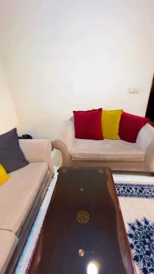 یک ماشین لباسشویی آاگ و ست مبلمان ۷ نفره|ماشین لباسشویی و خشککن لباس|تهران, شهرک نفت|دیوار