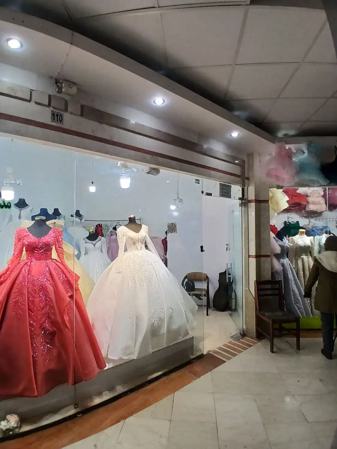 مغازه همکف پاساژ انتظام ۲۳ متری|فروش مغازه و غرفه|قوچان, |دیوار