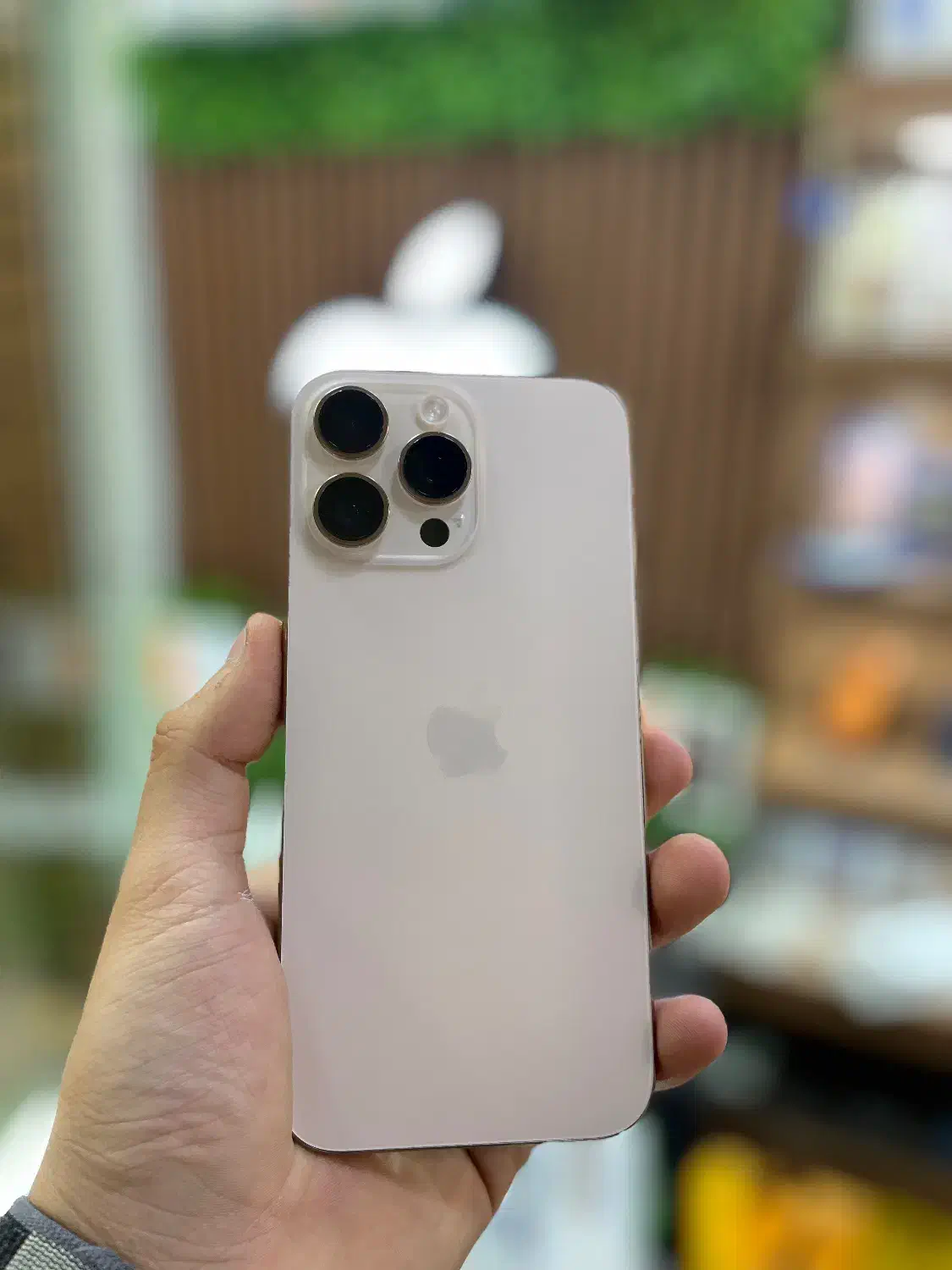 16 پرو مکس|موبایل|ارومیه, |دیوار