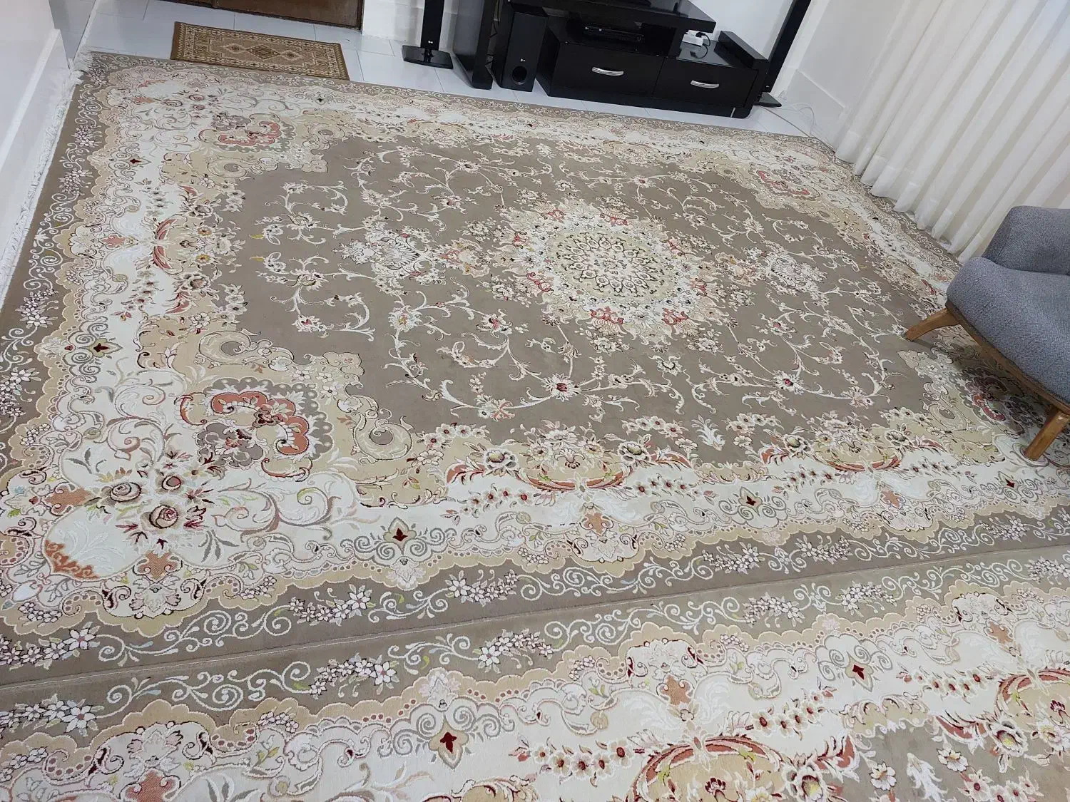 ۲ عدد فرش ۱۲ متری|فرش|تایباد, |دیوار