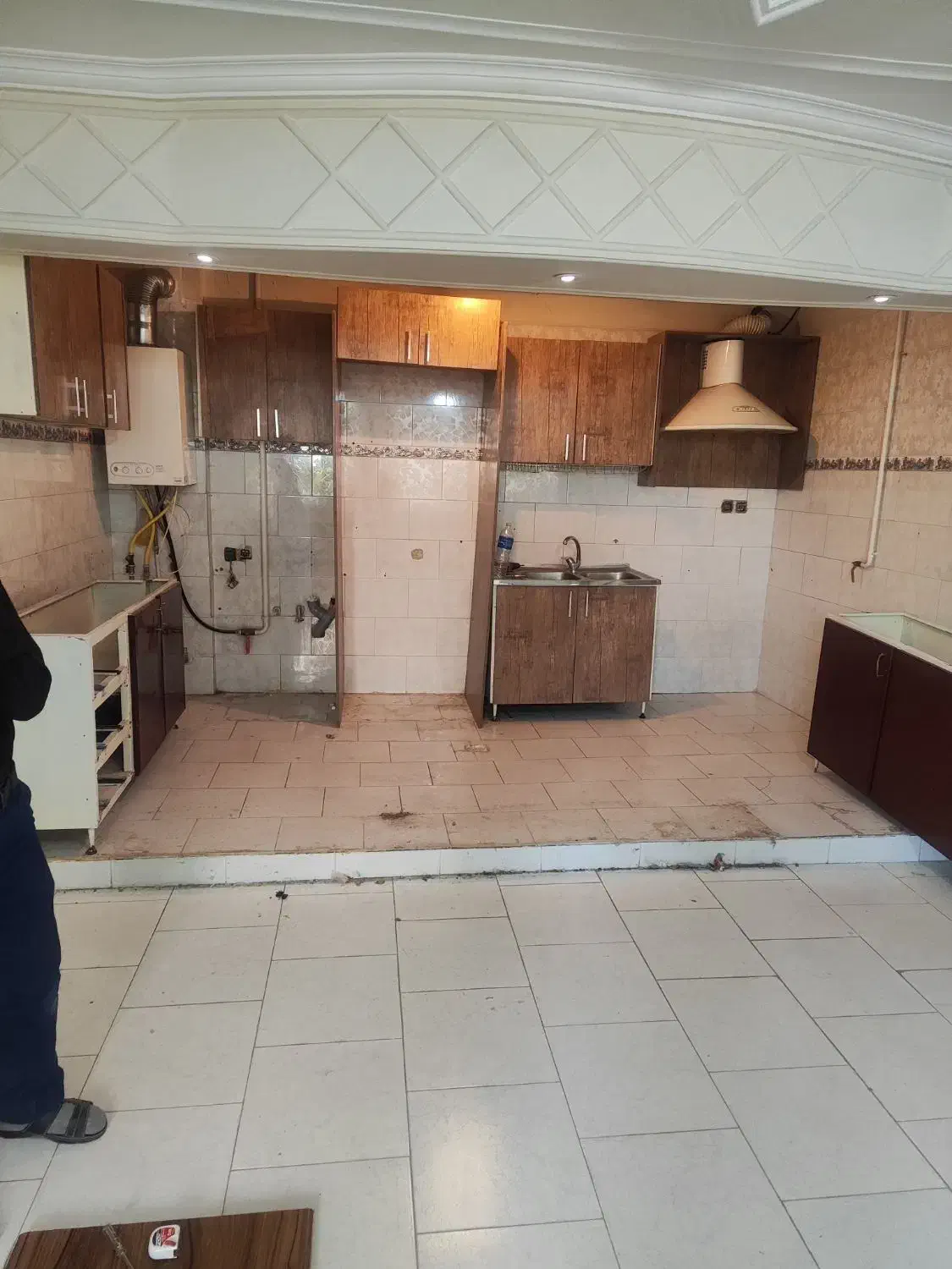 نصب برچسب کابینت کاشی ولوازم منزل|خدمات پیشه و مهارت|همدان, |دیوار