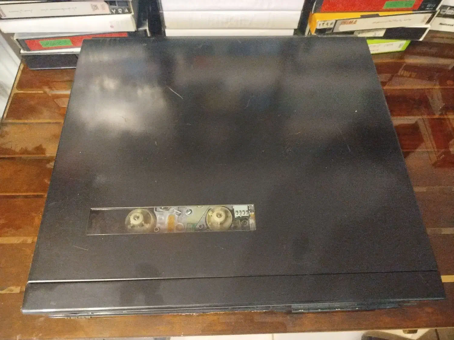 ویدیو|پخشکننده DVD و ویدیو|پردیس, فاز ۶|دیوار