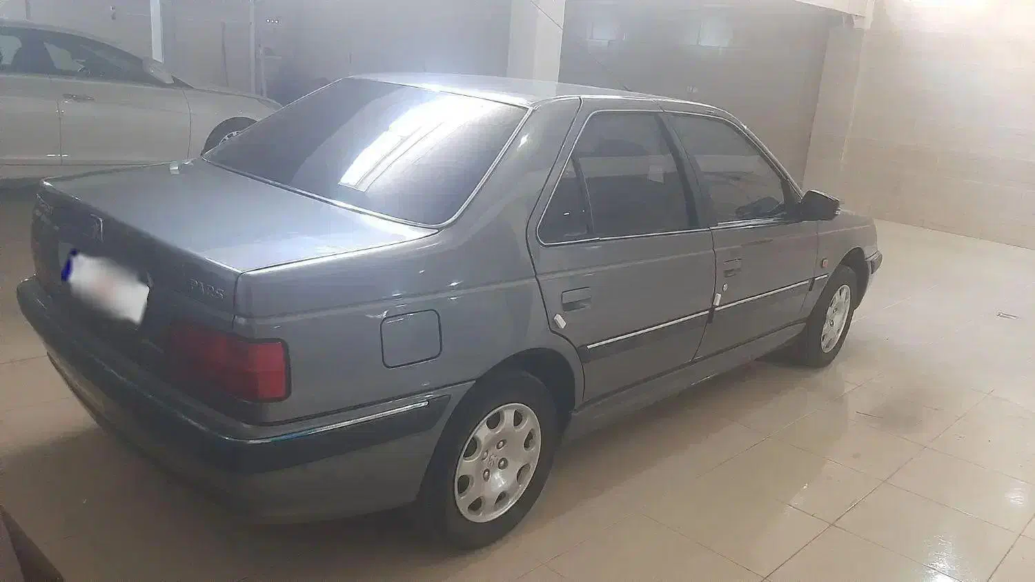 پژو پارس سال مدل ۱۳۹۸ کارکرد ۹۹۵۰۰|خودرو سواری و وانت|کرمان, |دیوار