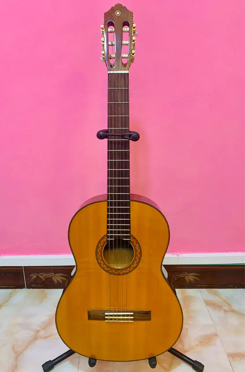 گیتار یاماها C70|گیتار، بیس، امپلیفایر|قائم‌شهر, |دیوار