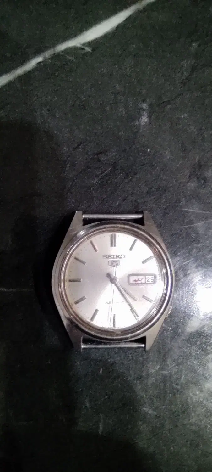 ساعت مچی سیکو 5|ساعت|کرج, کوی زنبق|دیوار