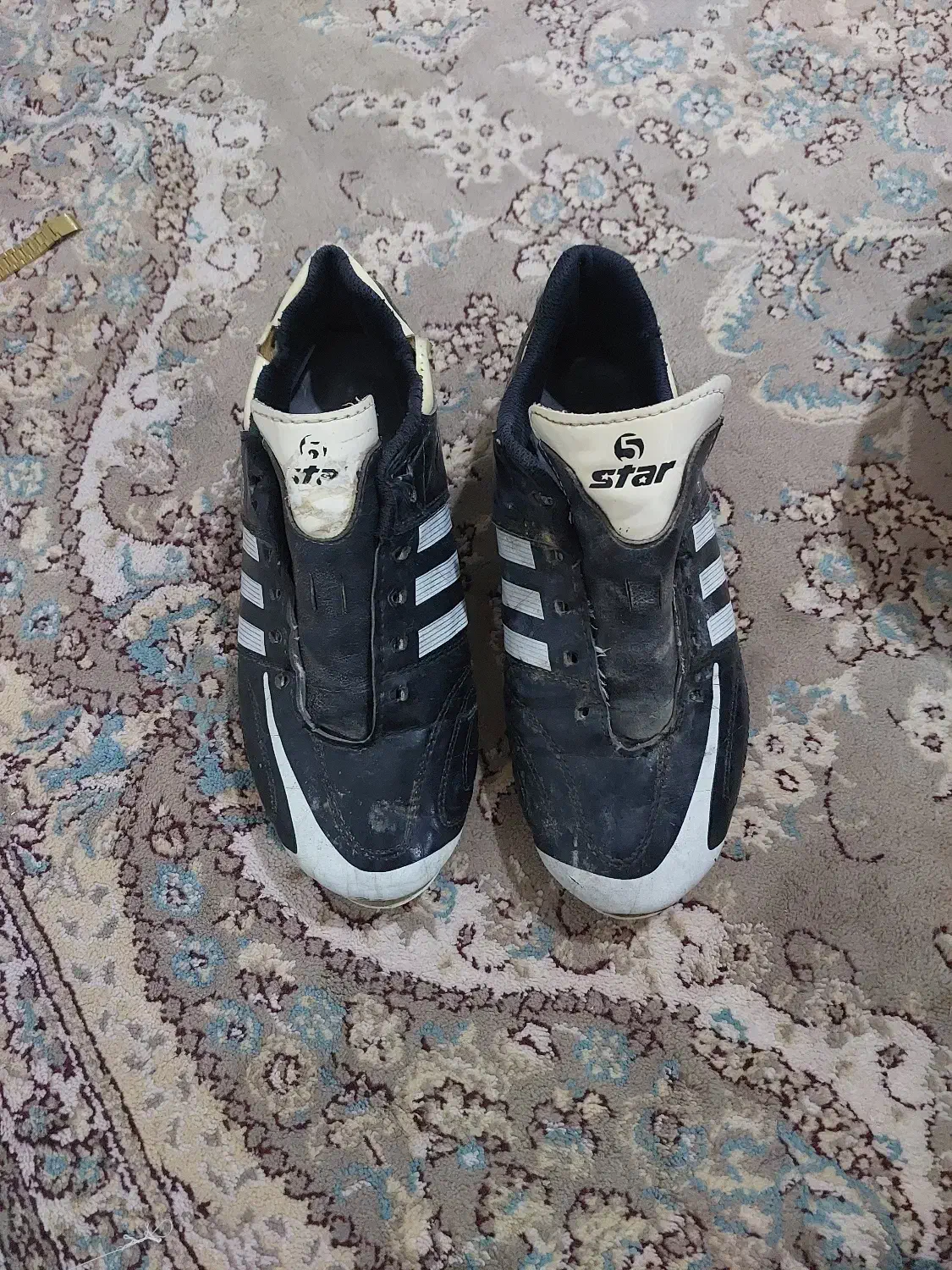 کفش میخی مناسب چمن|کیف، کفش، کمربند|بجنورد, |دیوار