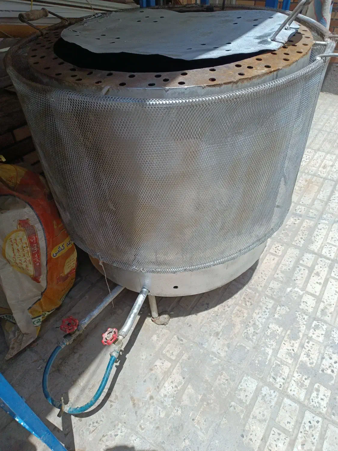 تنور گازی خانگی تمیز|اجاق گاز و لوازم برقی پختوپز|اصفهان, ارزنان|دیوار