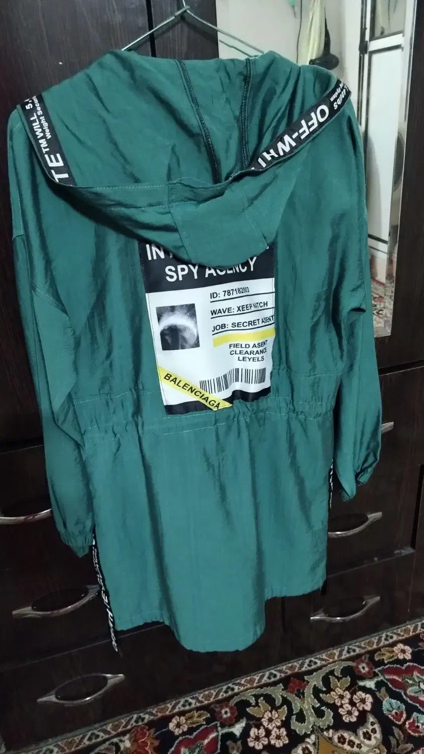 مانتو نو|لباس|حمیدیا, |دیوار