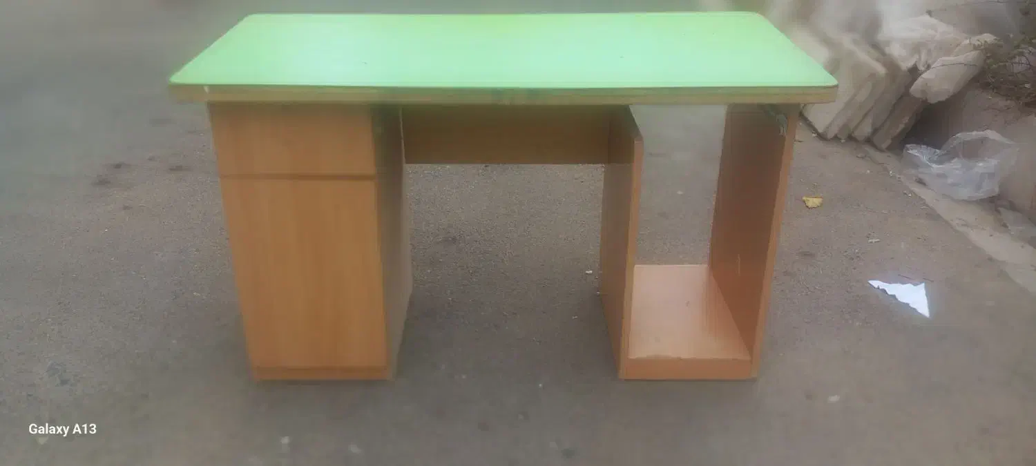 میز کامپیوتر|میز تحریر و کامپیوتر|قم, پردیسان|دیوار