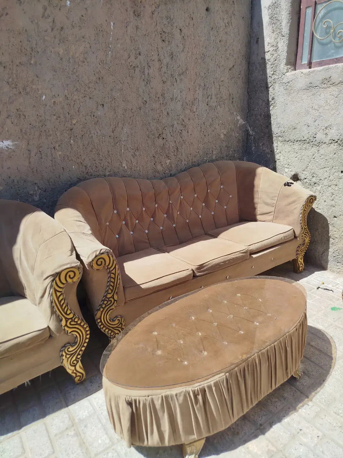 مبل ده نفره بامیز|مبلمان خانگی و میز عسلی|تربت‌حیدریه, شهرک ولیعصر|دیوار