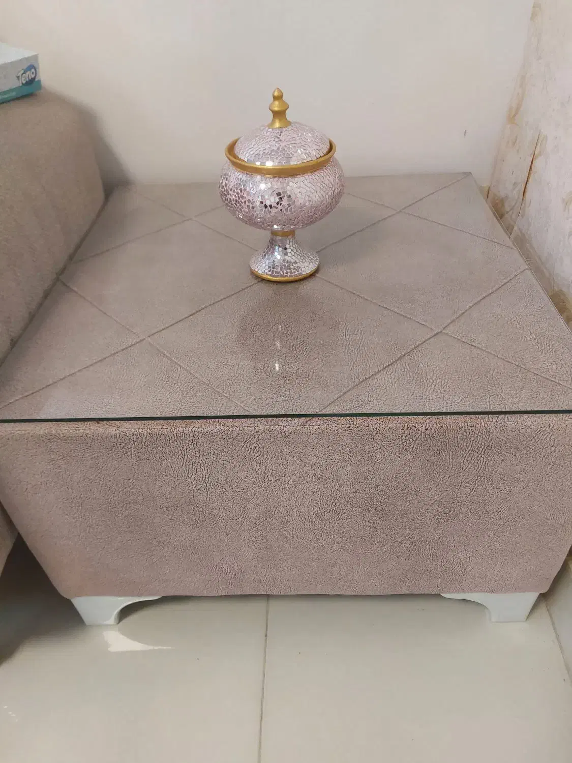 مبل ۵ نفره همرا با جلو مبلی|مبلمان خانگی و میز عسلی|تولم شهر, |دیوار