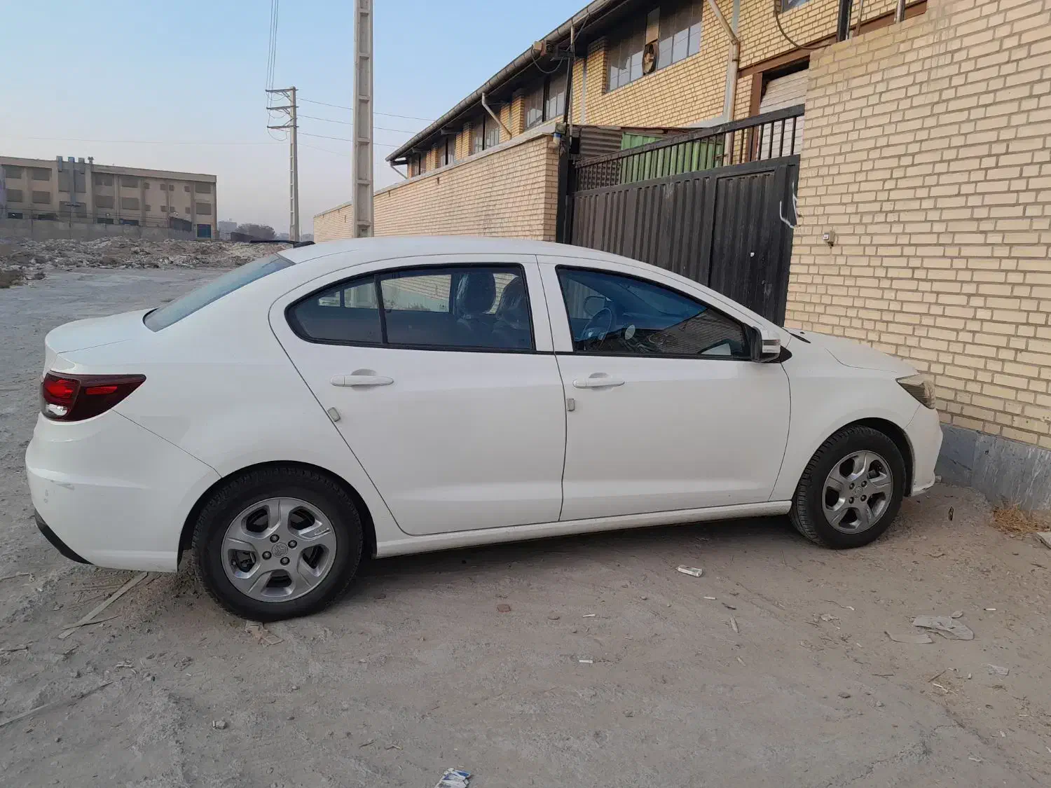 شاهین ۱۴۰۳|خودرو سواری و وانت|اسلامشهر, باغ فیض|دیوار