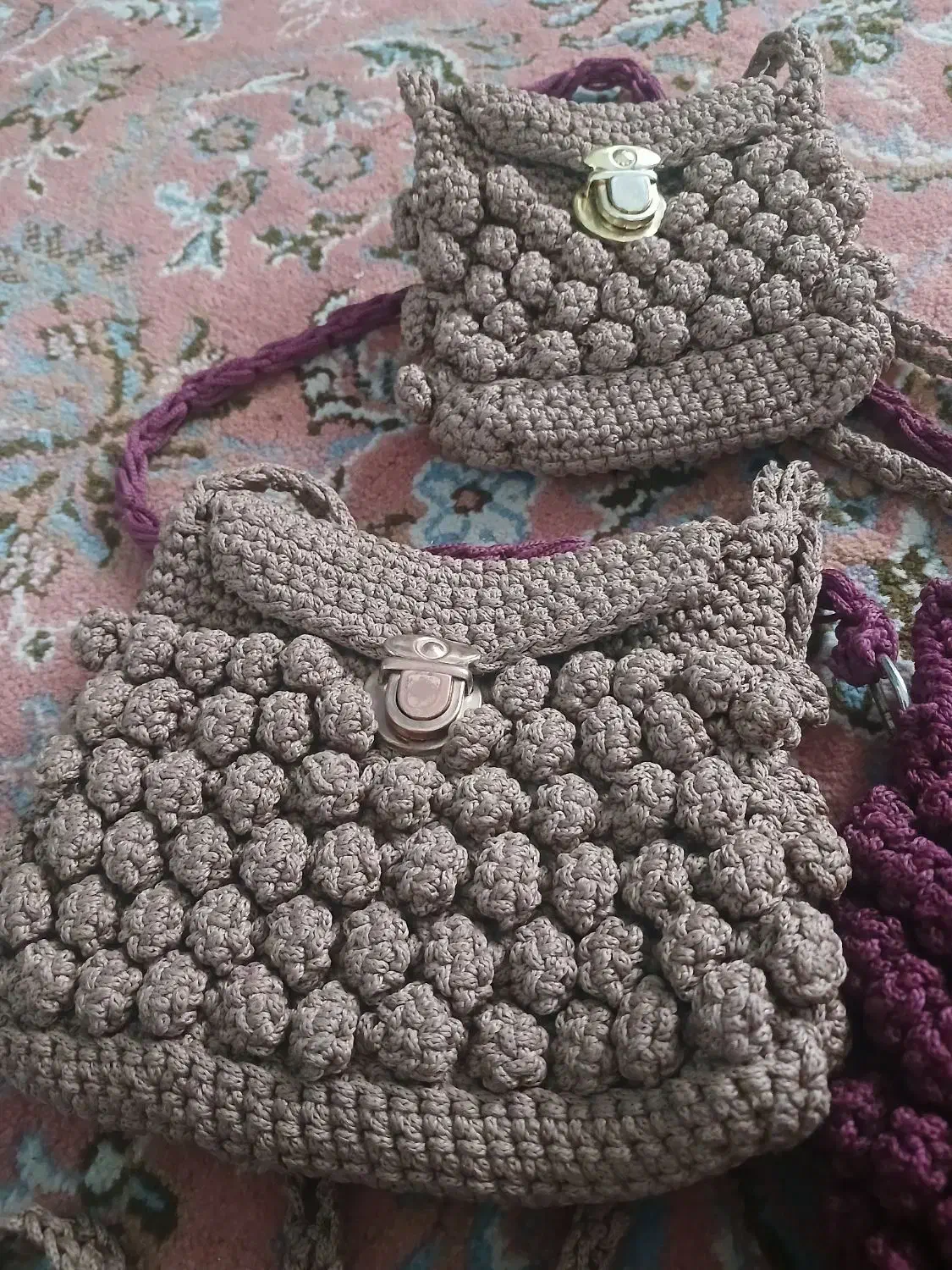 کیف|کیف، کفش، کمربند|نیشابور, مازول|دیوار